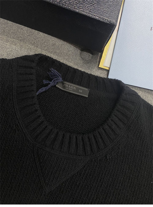 P R A D A 프라다 로고 울 캐시미어 크루넥 스웨터 니트 2컬러 레플리카 25번 이미지 - 의류 | 세미샵 레플리카 사이트