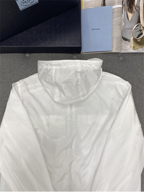 프라다 리나일론 블루종 바람막이 자켓 화이트 （TJ공장） - 상세 이미지