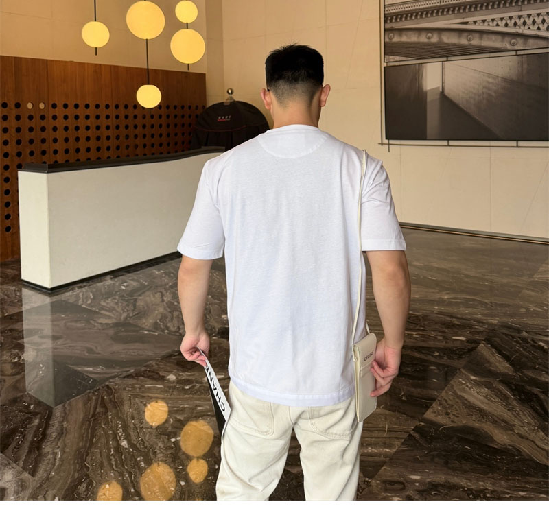 프라다 프라다 리나일론 저지 티셔츠 레플리카 18번 이미지 - 의류 | 세미샵 레플리카 사이트