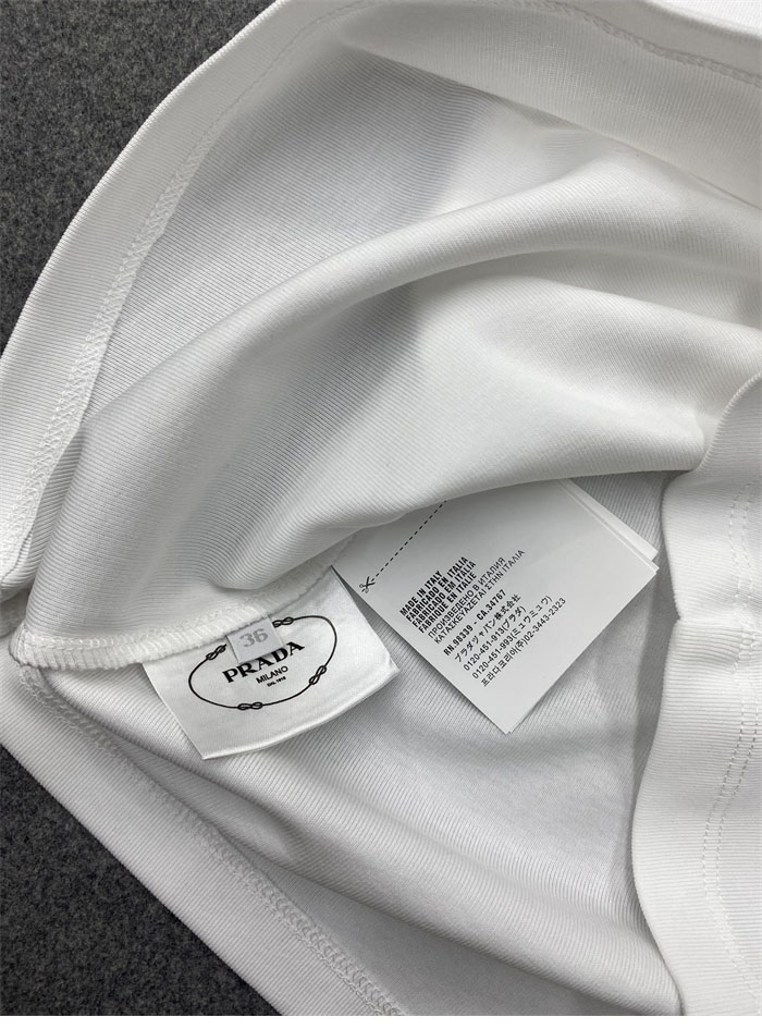 P R A D A 프라다 립 니트 저지 탱크 탑 2컬러 레플리카 11번 이미지 - 의류 | 세미샵 레플리카 사이트