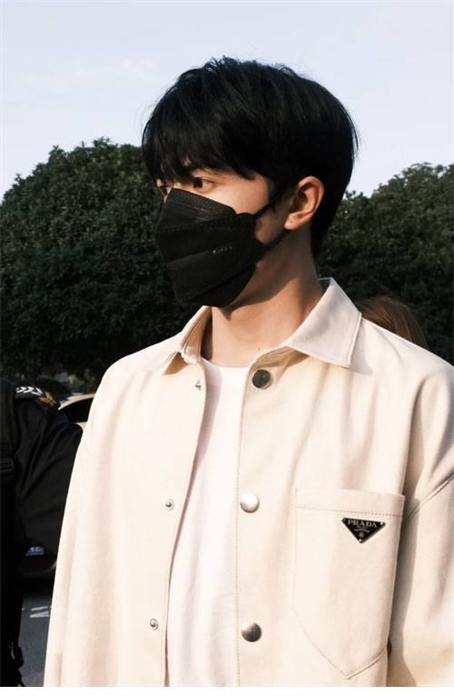 P R A D A 프라다 트라이앵글 로고 Bull 데님 셔츠 레플리카 4번 이미지 - 의류 | 세미샵 레플리카 사이트