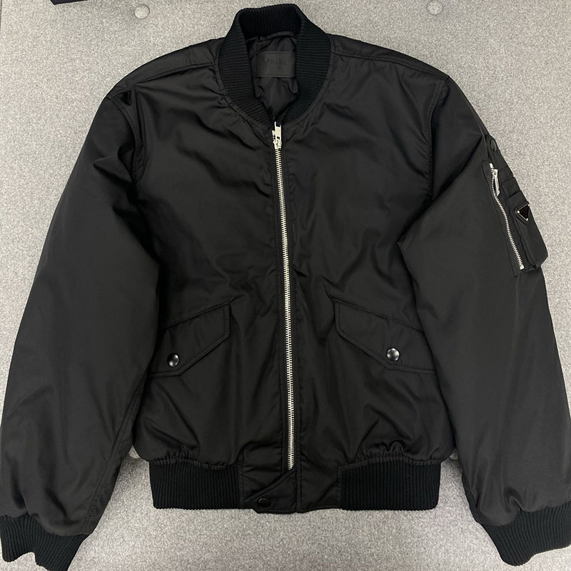 P R A D A 프라다 트라이앵글 로고 리나일론 봄버 자켓 레플리카 1번 이미지 - 의류 | 세미샵 레플리카 사이트