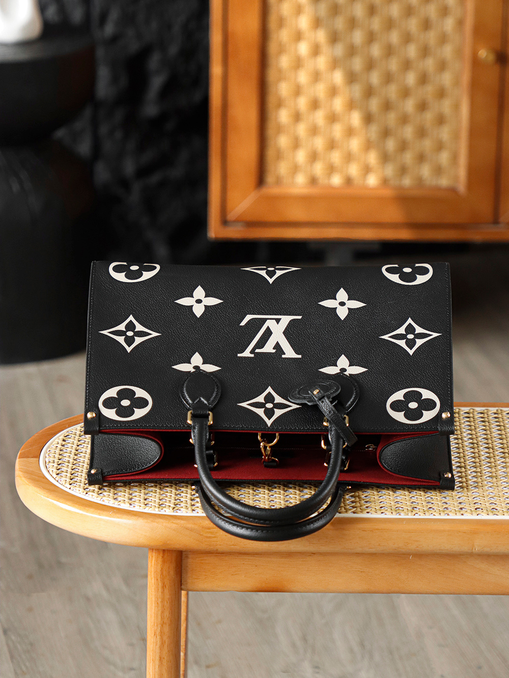 Louis  Vuitton Louis Vuitton Highend On The Go MM Bicolor Monogram Empreinte Leather 레플리카 9번 이미지 - 하이앤드 | 세미샵 레플리카 사이트