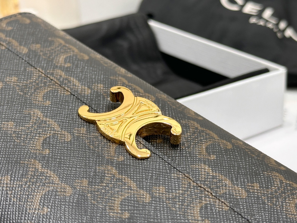 C E L I N E Celine Highend Large Wallet Triomphe Canvas 레플리카 6번 이미지 - 하이앤드 | 세미샵 레플리카 사이트