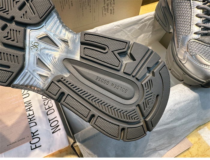 Golden Goose 골든구스 라이트스타 스니커즈 레플리카 17번 이미지 - 신발 | 세미샵 레플리카 사이트