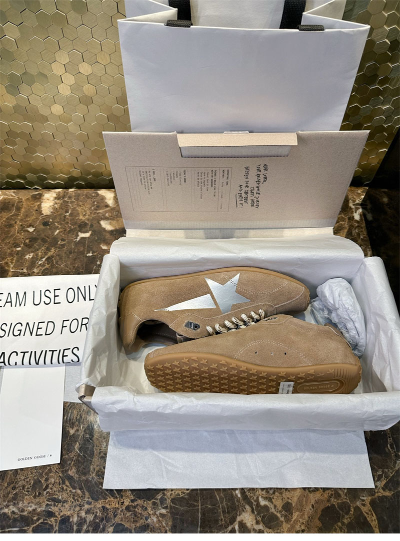 골든구스 골든구스 마라톤 스피드 스웨이드 스니커즈 레플리카 10번 이미지 - 신발 | 세미샵 레플리카 사이트