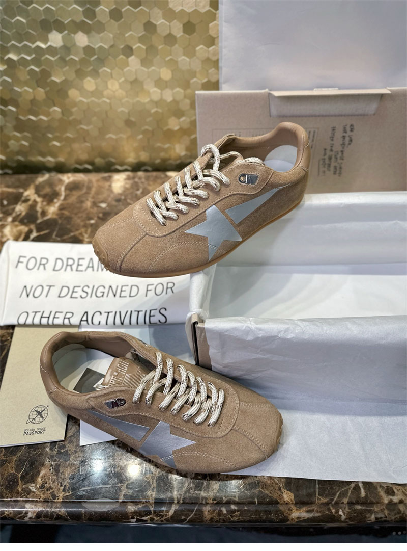 골든구스 골든구스 마라톤 스피드 스웨이드 스니커즈 레플리카 1번 이미지 - 신발 | 세미샵 레플리카 사이트