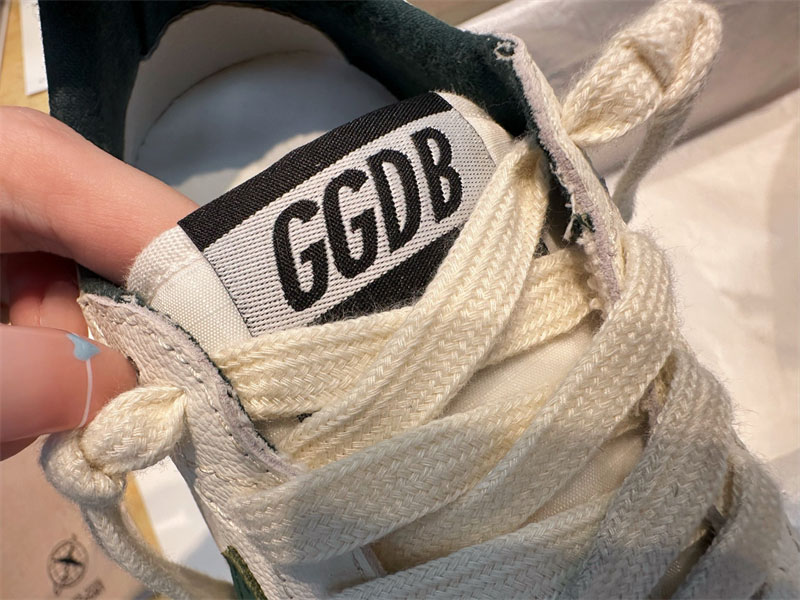 Golden Goose 골든구스 볼스타 스니커즈 그린 스타 레플리카 15번 이미지 - 신발 | 세미샵 레플리카 사이트