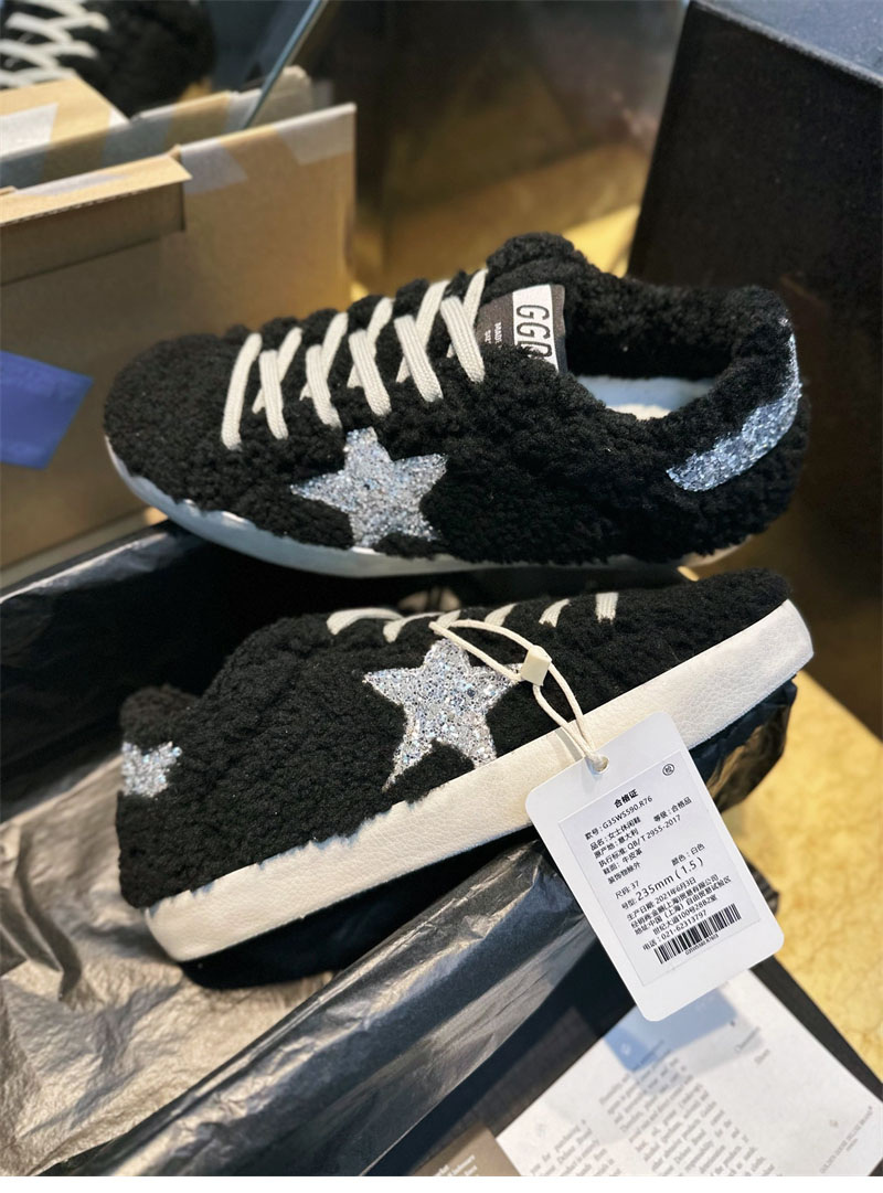 골든구스 골든구스 슈퍼스타 글리터 시어링 로우탑 스니커즈 레플리카 11번 이미지 - 신발 | 세미샵 레플리카 사이트