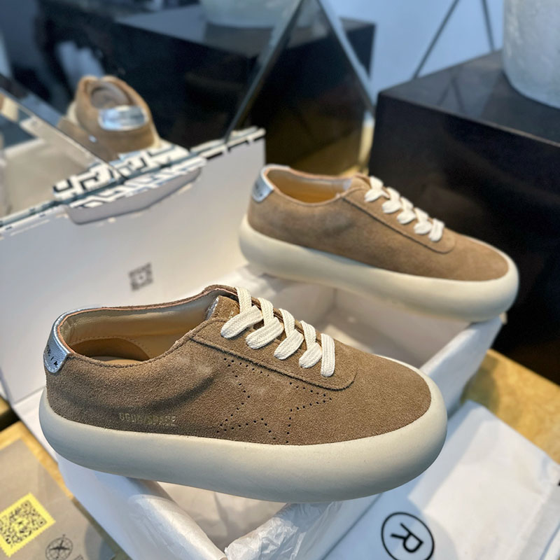 Golden Goose 골든구스 스페이스 스웨이드 시어링 스니커즈 레플리카 1번 이미지 - 신발 | 세미샵 레플리카 사이트