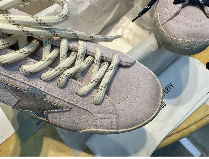 Golden Goose 골든구스 트루스타 로우탑 스니커즈 레플리카 11번 이미지 - 신발 | 세미샵 레플리카 사이트