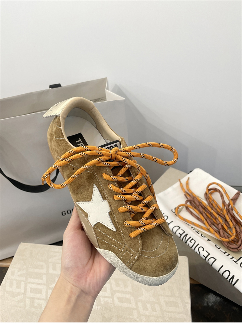 Golden Goose 골든구스 트루스타 스니커즈 레플리카 22번 이미지 - 신발 | 세미샵 레플리카 사이트