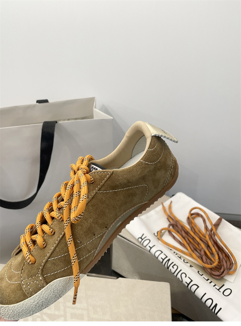Golden Goose 골든구스 트루스타 스니커즈 레플리카 23번 이미지 - 신발 | 세미샵 레플리카 사이트