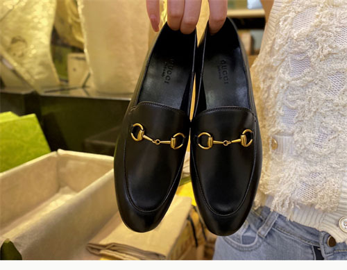 구찌 구찌 브릭스톤 홀스빗 로퍼 레플리카 15번 이미지 - 신발 | 세미샵 레플리카 사이트