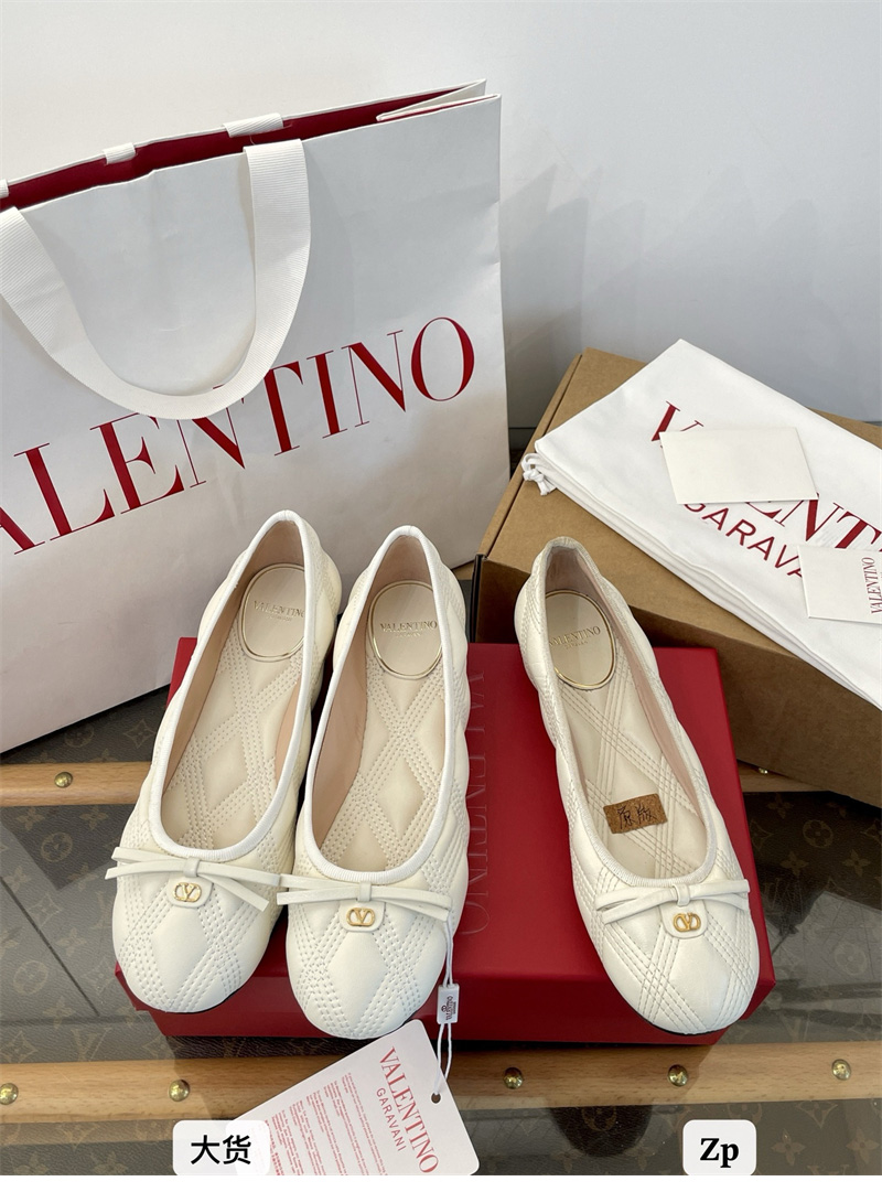 *기타 발렌티노 가라바니 퀼티 67 발레리나 플랫 슈즈 레플리카 20번 이미지 - 신발 | 세미샵 레플리카 사이트
