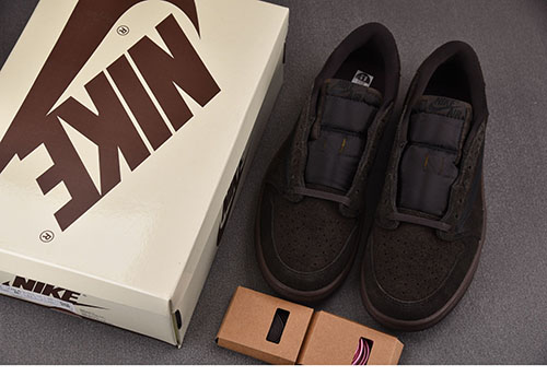 Nike 나이키 에어조던1 x 트래비스 스캇 로우 OG 벨벳 브라운 DM7866-202 레플리카 5번 이미지 - 신발 | 세미샵 레플리카 사이트