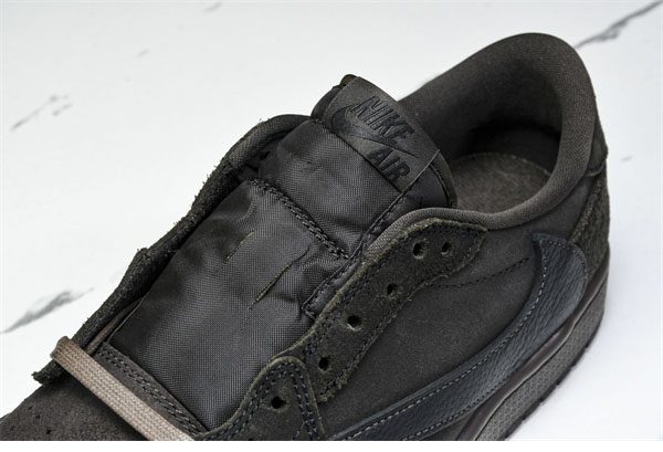 Nike 나이키 에어조던1 x 트레비스 스캇 OG SP “벨벳 브라운” 레플리카 15번 이미지 - 신발 | 세미샵 레플리카 사이트