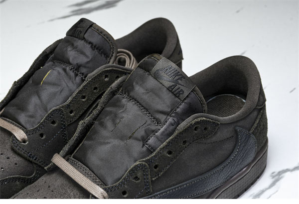 Nike 나이키 에어조던1 x 트레비스 스캇 OG SP “벨벳 브라운” 레플리카 26번 이미지 - 신발 | 세미샵 레플리카 사이트