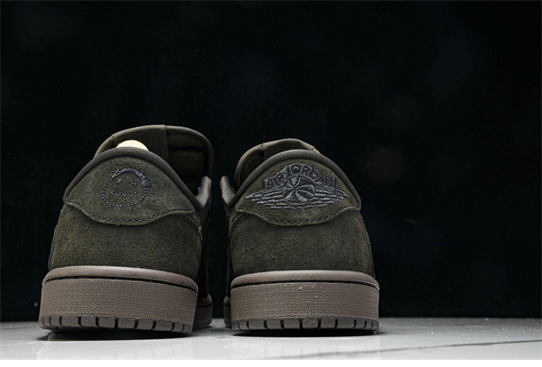 Nike 나이키 에어조던1 x 트레비스 스캇 OG SP “벨벳 브라운” 레플리카 13번 이미지 - 신발 | 세미샵 레플리카 사이트