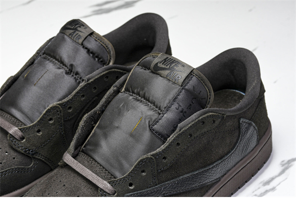 Nike 나이키 에어조던1 x 트레비스 스캇 OG SP “벨벳 브라운” 레플리카 27번 이미지 - 신발 | 세미샵 레플리카 사이트