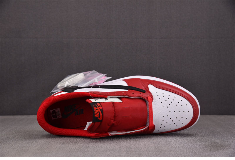 Nike 나이키 x 트래비스 스캇 에어조던1 로우 OG 시카고 DM7866-101 레플리카 4번 이미지 - 신발 | 세미샵 레플리카 사이트