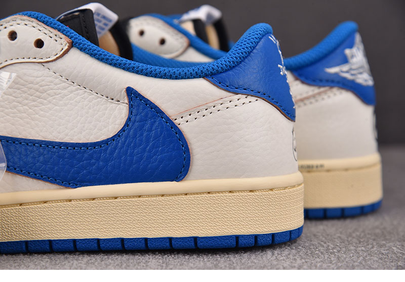 Nike 나이키 x 트래비스 스캇 에어조던1 로우 OG SP 세일 밀리터리 블루 DM7866-104 레플리카 14번 이미지 - 신발 | 세미샵 레플리카 사이트