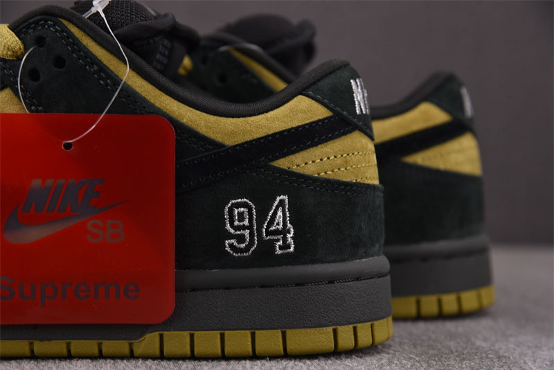 Nike 슈프림 x 나이키 SB 덩크 로우 캠퍼 그린 HQ8487-300 레플리카 10번 이미지 - 신발 | 세미샵 레플리카 사이트