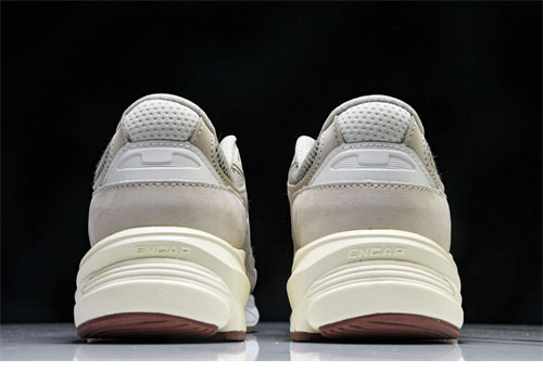 New Balance 뉴발란스 x 로로피아나 990v6 스니커즈 레플리카 8번 이미지 - 신발 | 세미샵 레플리카 사이트