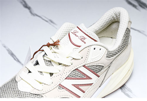 New Balance 뉴발란스 x 로로피아나 990v6 스니커즈 레플리카 11번 이미지 - 신발 | 세미샵 레플리카 사이트