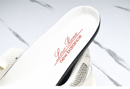 New Balance 뉴발란스 x 로로피아나 990v6 스니커즈 레플리카 14번 이미지 - 신발 | 세미샵 레플리카 사이트