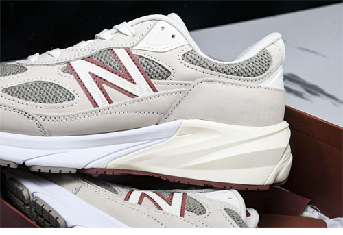 New Balance 뉴발란스 x 로로피아나 990v6 스니커즈 레플리카 24번 이미지 - 신발 | 세미샵 레플리카 사이트