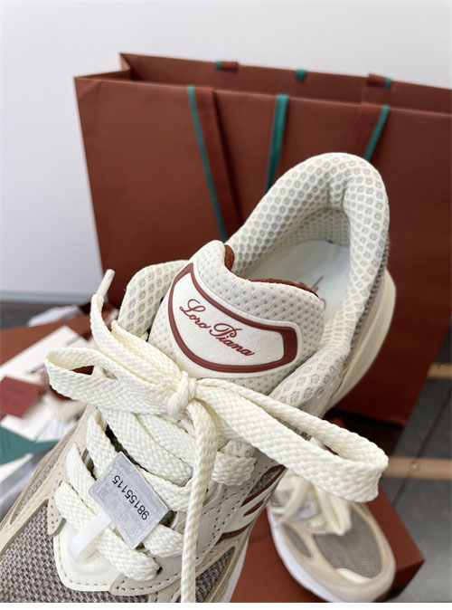 New Balance 뉴발란스 x 로로피아나 990v6 스니커즈 레플리카 22번 이미지 - 신발 | 세미샵 레플리카 사이트