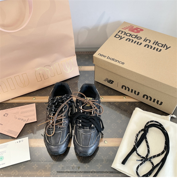 New Balance 뉴발란스 x 미우미우 530 SL 스니커즈 레플리카 3번 이미지 - 신발 | 세미샵 레플리카 사이트