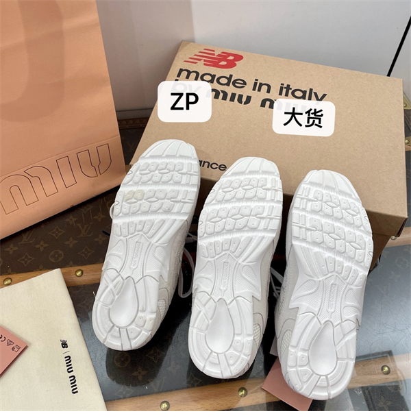 New Balance 뉴발란스 x 미우미우 530 SL 스니커즈 레플리카 20번 이미지 - 신발 | 세미샵 레플리카 사이트