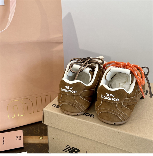 New Balance 뉴발란스 x 미우미우 530 SL 스니커즈 레플리카 13번 이미지 - 신발 | 세미샵 레플리카 사이트