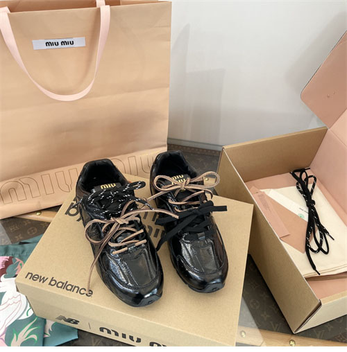 New Balance 뉴발란스 x 미우미우 530 SL 스니커즈 레플리카 4번 이미지 - 신발 | 세미샵 레플리카 사이트