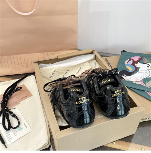 New Balance 뉴발란스 x 미우미우 530 SL 스니커즈 레플리카 10번 이미지 - 신발 | 세미샵 레플리카 사이트