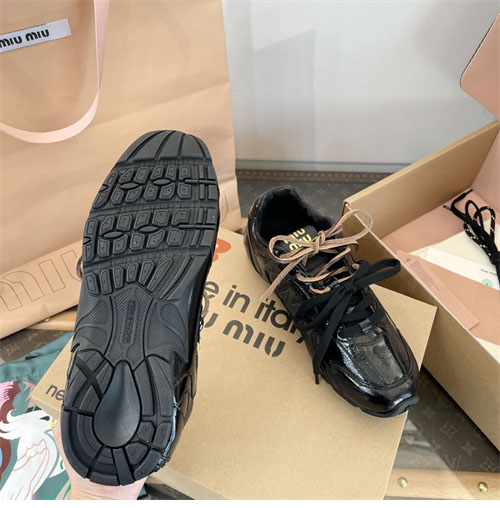 New Balance 뉴발란스 x 미우미우 530 SL 스니커즈 레플리카 11번 이미지 - 신발 | 세미샵 레플리카 사이트