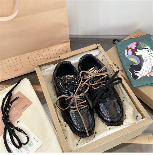 New Balance 뉴발란스 x 미우미우 530 SL 스니커즈 레플리카 16번 이미지 - 신발 | 세미샵 레플리카 사이트