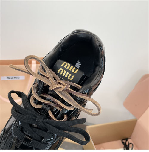 New Balance 뉴발란스 x 미우미우 530 SL 스니커즈 레플리카 24번 이미지 - 신발 | 세미샵 레플리카 사이트