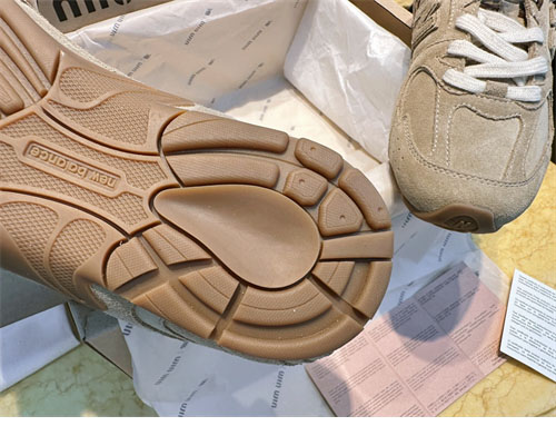 New Balance 뉴발란스 x 미우미우 530 SL 에쿠르 스니커즈 레플리카 20번 이미지 - 신발 | 세미샵 레플리카 사이트