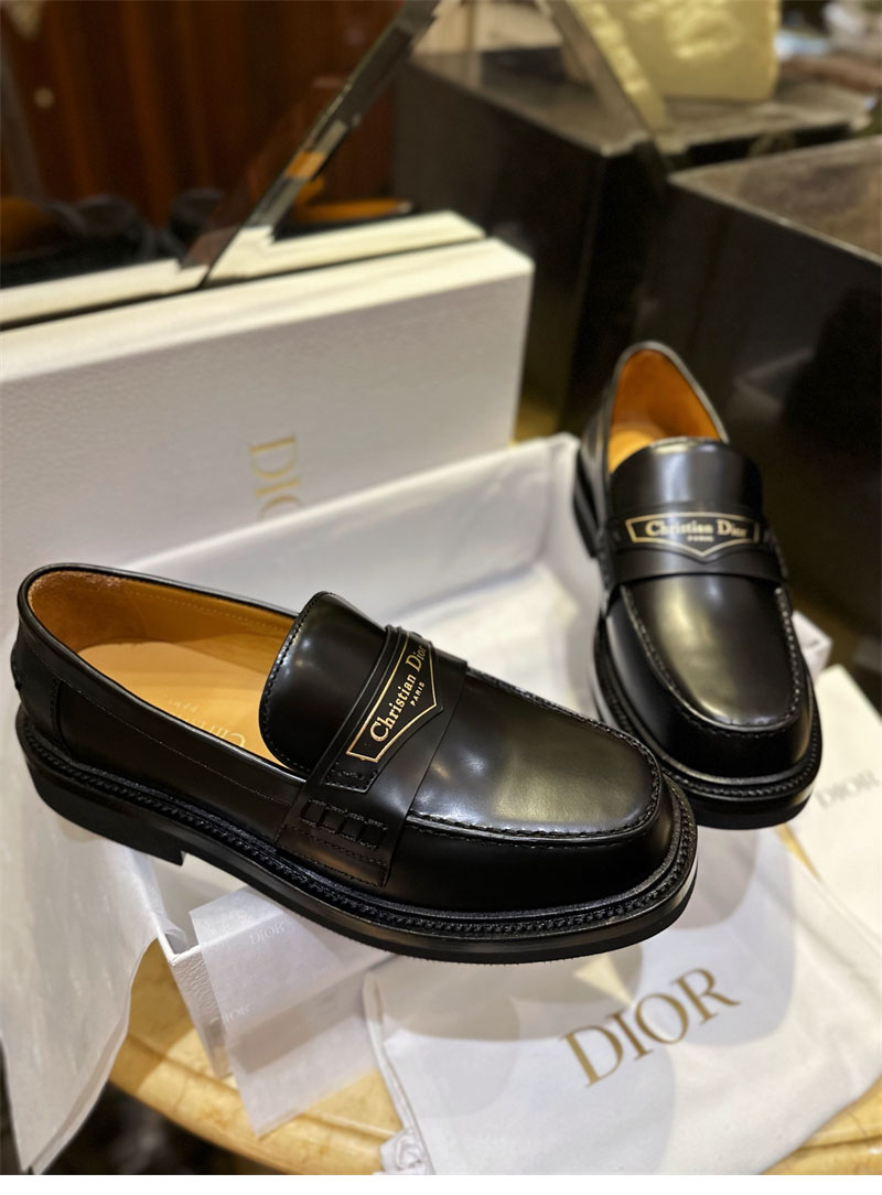 D I O R 디올 보이 브러쉬드 레더 로퍼 레플리카 5번 이미지 - 신발 | 세미샵 레플리카 사이트