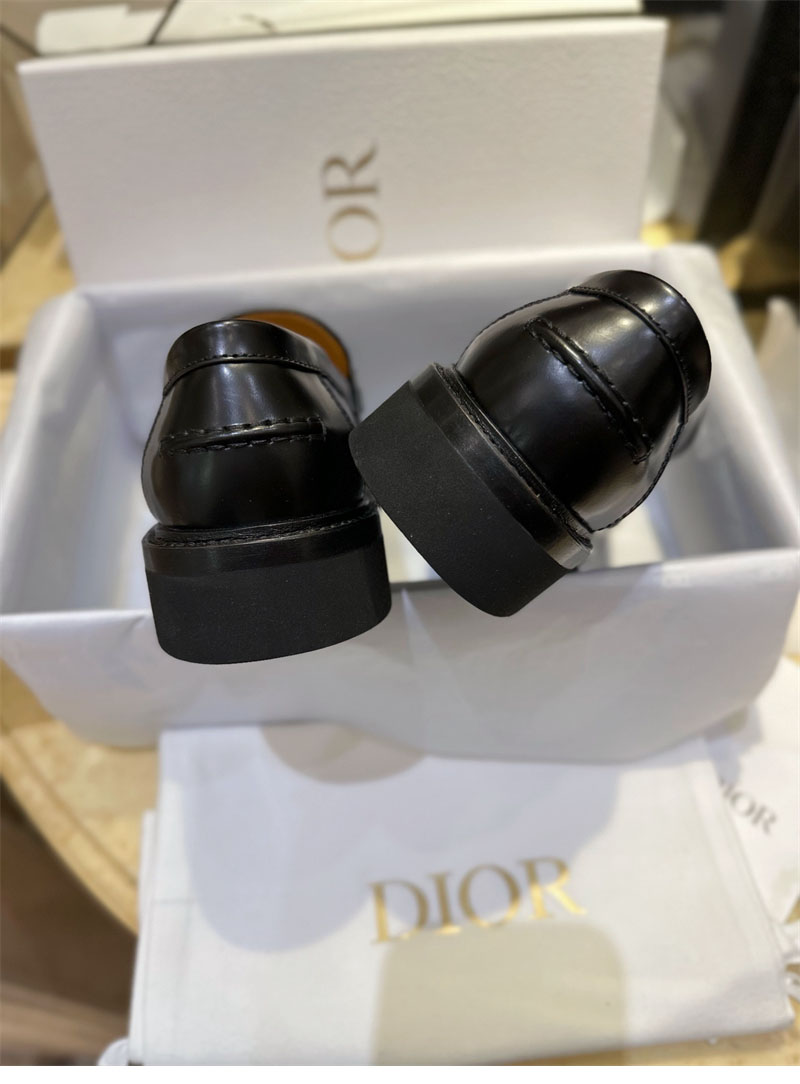 D I O R 디올 보이 브러쉬드 레더 로퍼 레플리카 18번 이미지 - 신발 | 세미샵 레플리카 사이트