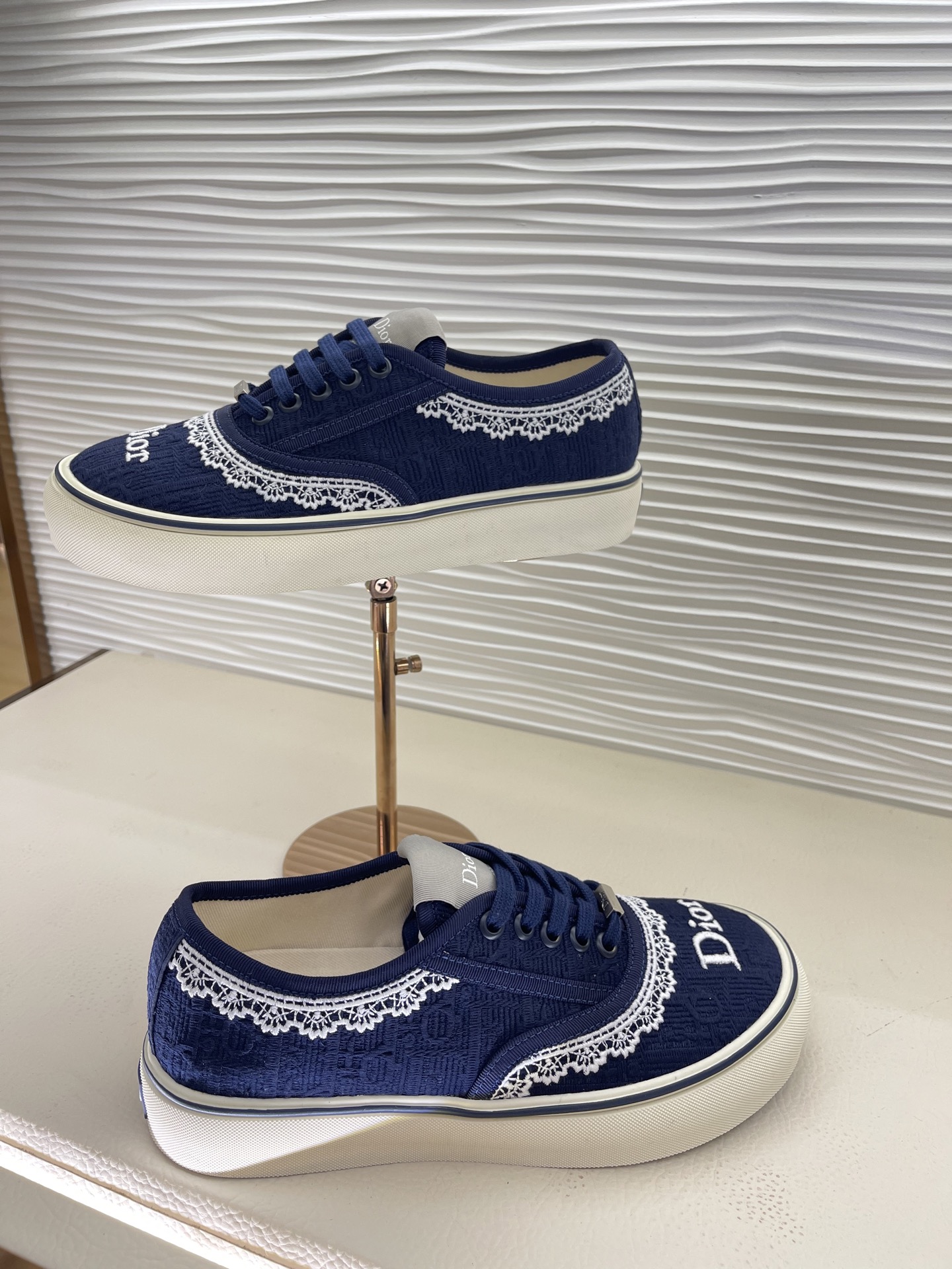 디올 디올 솔트윈드 뮬 스니커즈 레플리카 24번 이미지 - 신발 | 세미샵 레플리카 사이트