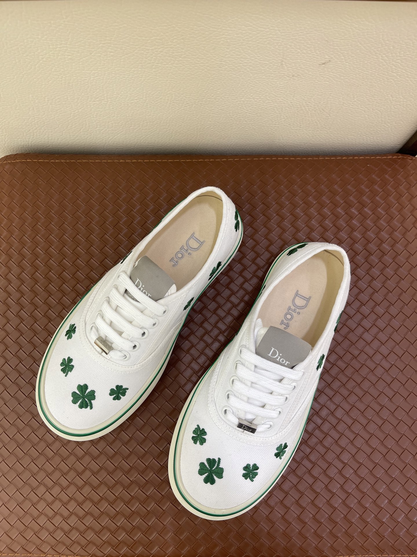 디올 디올 솔트윈드 뮬 스니커즈 레플리카 55번 이미지 - 신발 | 세미샵 레플리카 사이트