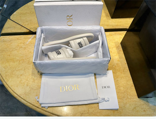 D I O R 디올 에브리 디 뮬 슬리퍼 엠보싱 레플리카 2번 이미지 - 신발 | 세미샵 레플리카 사이트
