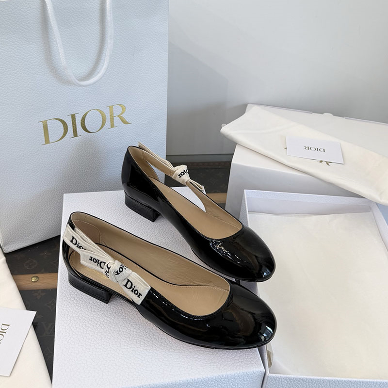디올 디올 자디올 페이턴트 카프스킨 발레 플랫 레플리카 1번 이미지 - 신발 | 세미샵 레플리카 사이트