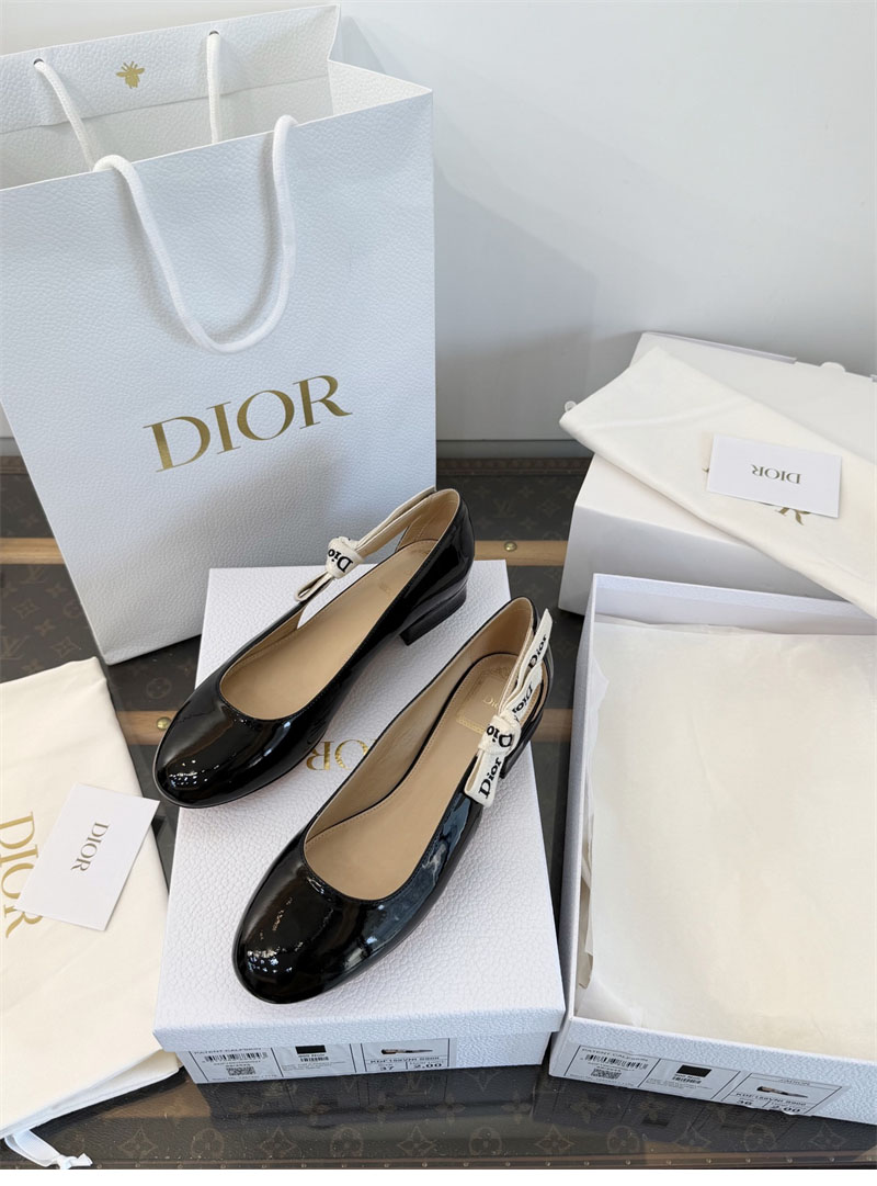 디올 디올 자디올 페이턴트 카프스킨 발레 플랫 레플리카 12번 이미지 - 신발 | 세미샵 레플리카 사이트