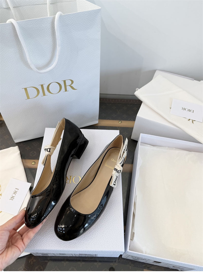 디올 디올 자디올 페이턴트 카프스킨 발레 플랫 레플리카 3번 이미지 - 신발 | 세미샵 레플리카 사이트