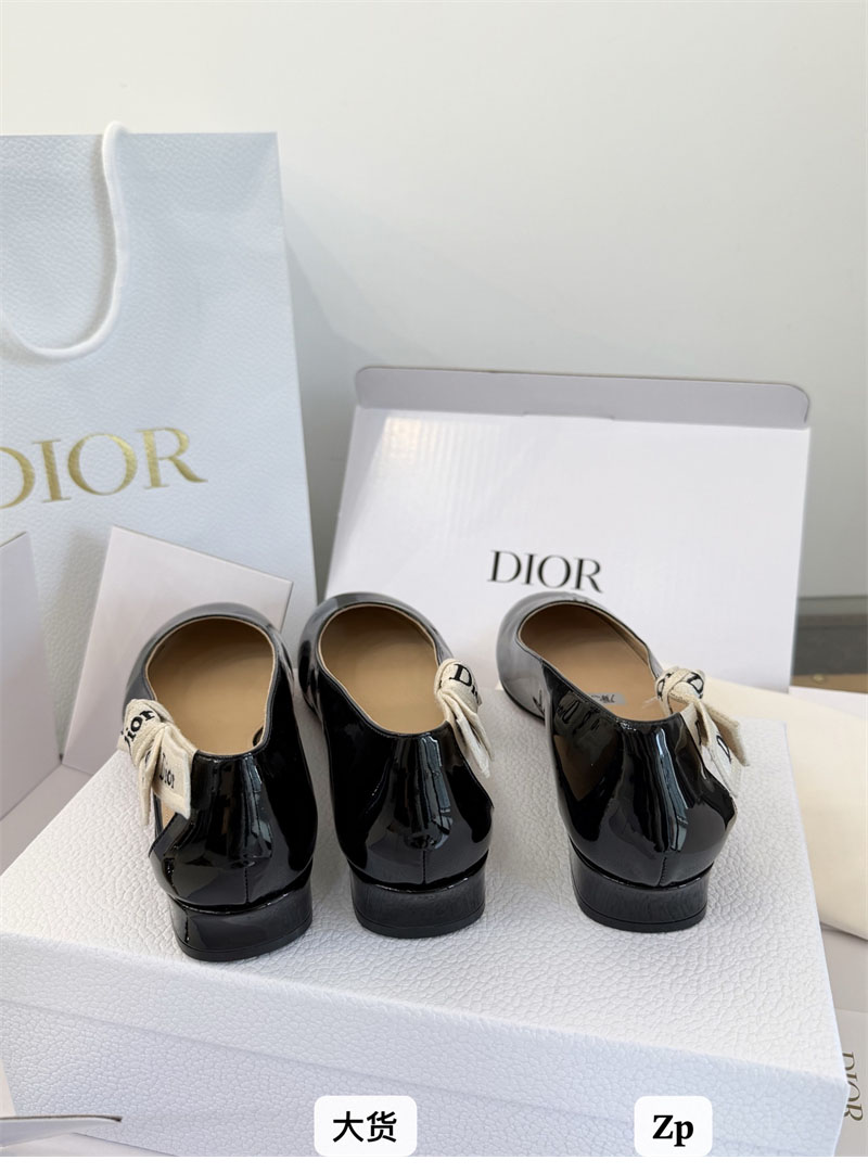 디올 디올 자디올 페이턴트 카프스킨 발레 플랫 레플리카 10번 이미지 - 신발 | 세미샵 레플리카 사이트